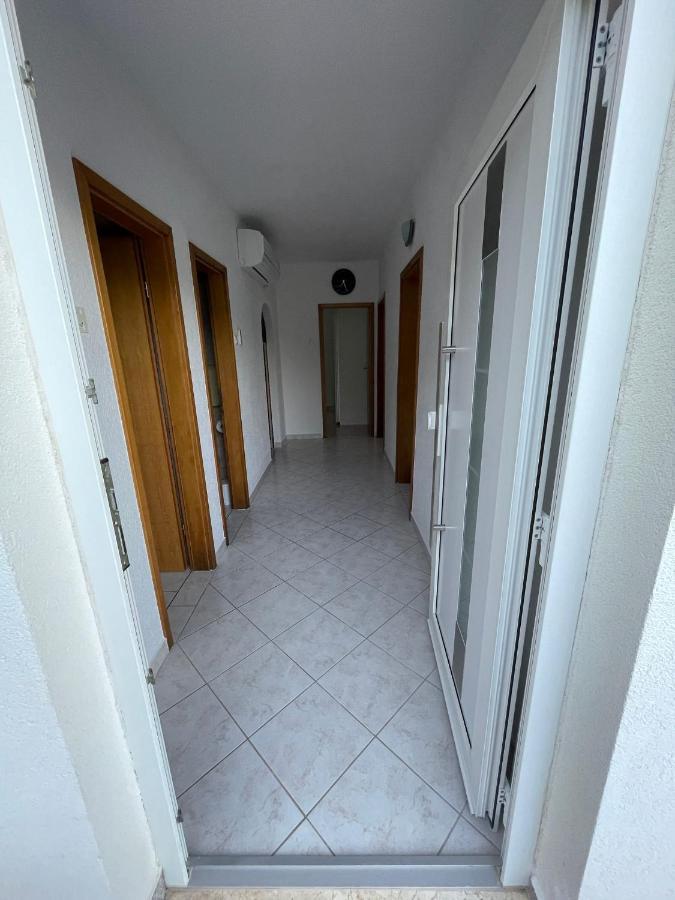 Tole Villa Podaca Exterior photo